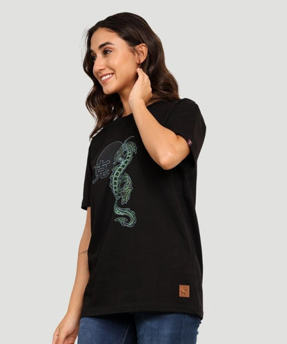 Women Dragon Kanji T-shirt - A Style Statement