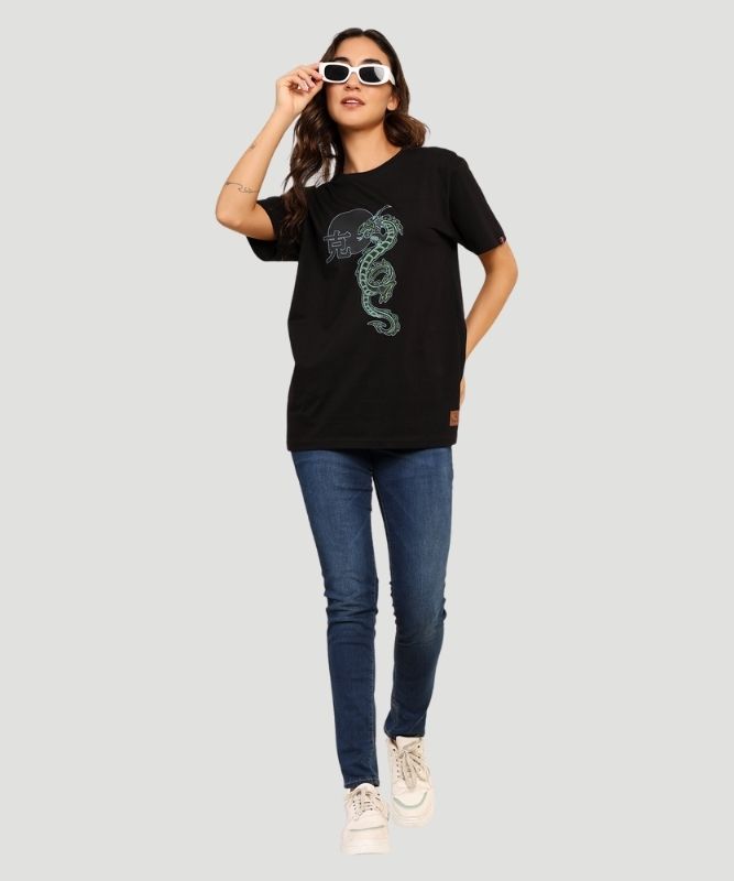 Women Dragon Kanji T-shirt - A Style Statement