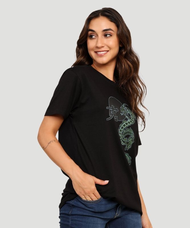 Women Dragon Kanji T-shirt - A Style Statement